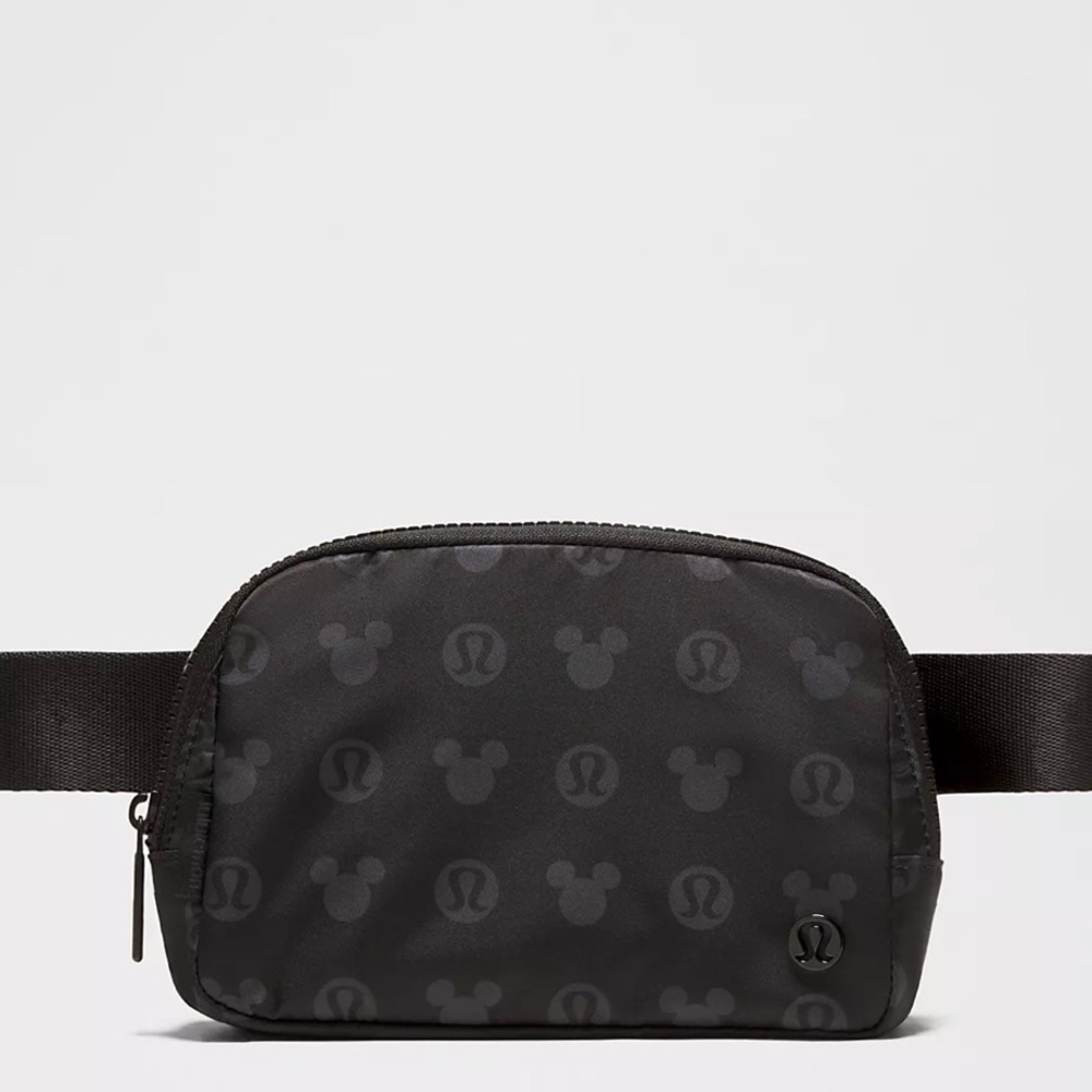 Disney x lululemon Everywhere Belt Bag